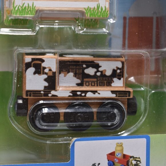 Thomas & Friends Wood Diesel's Dairy Drop-off Playset Fisher Price 2017 New - Picture 5 of 11